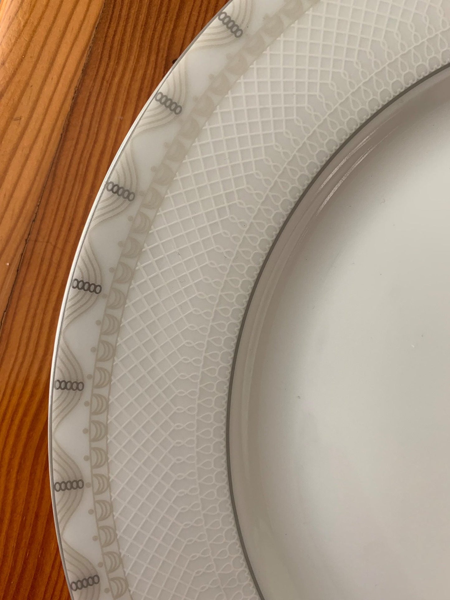 Vajilla Eisenberg Porcelana Alemana 75 piezas - Vascella